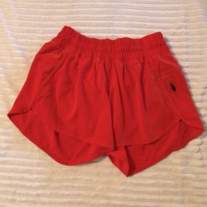 Lululemon Athletic Shorts - Size 4 - Coral Color
